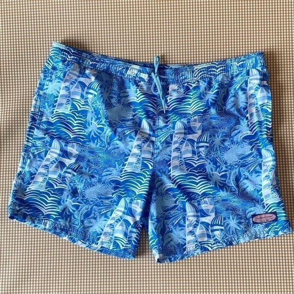 Vineyard Vines Sword Fish Men's Swim trunks.Size XL